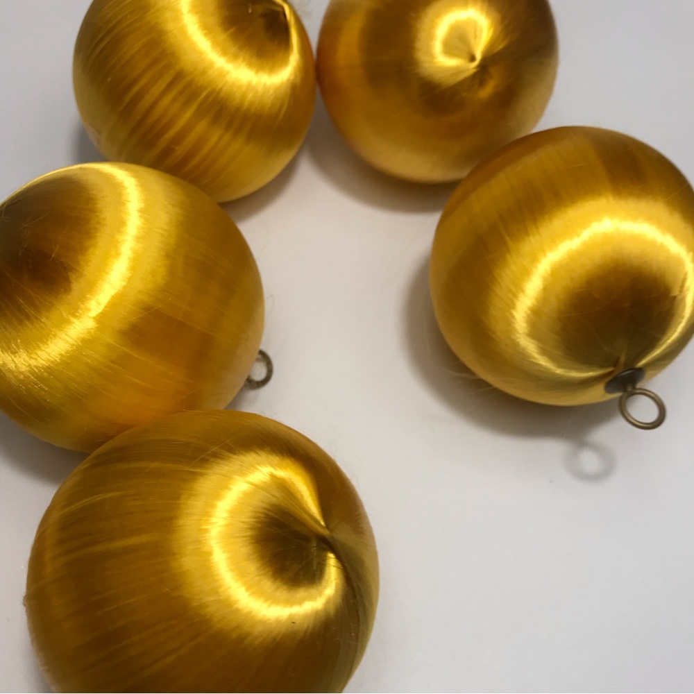 6 Vintage Pyramid Unbreakable Ornaments Christmas Satin Sheen Gold Yellow